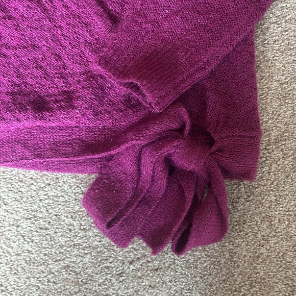 Hollister Tie Front Sweater - Picture 3 of 3